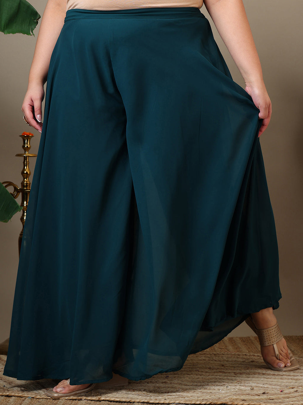 Women Plus Size Geometric Foil and Zari Embroidered Kurta Set with Dupatta - ID