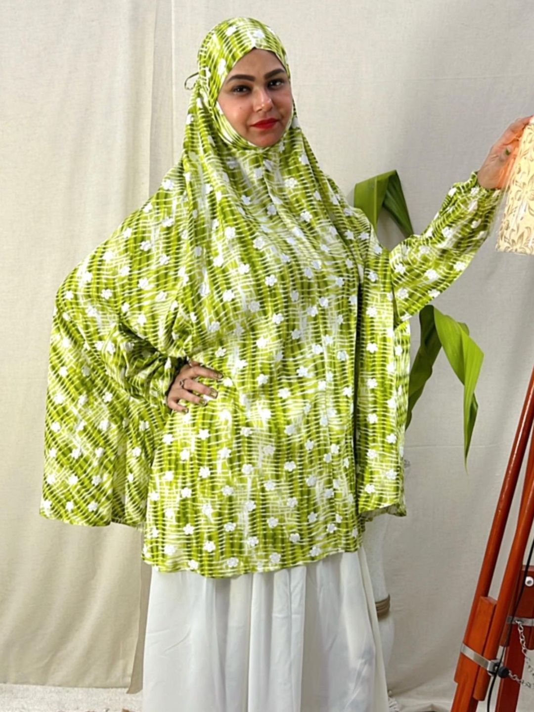 Green Embroidered Print Namaz Dupatta