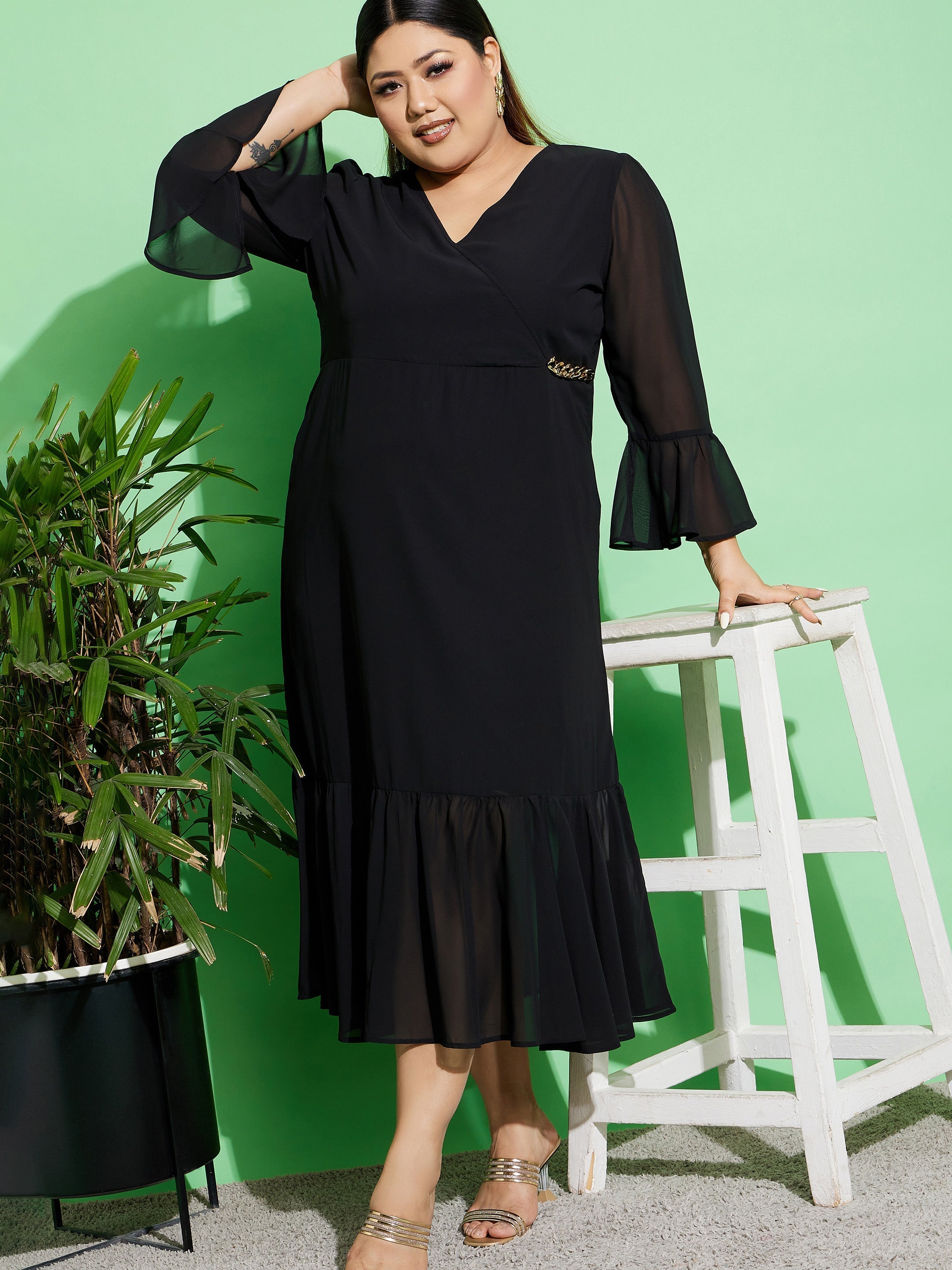 Women Black Chain Detail Wrap Dress