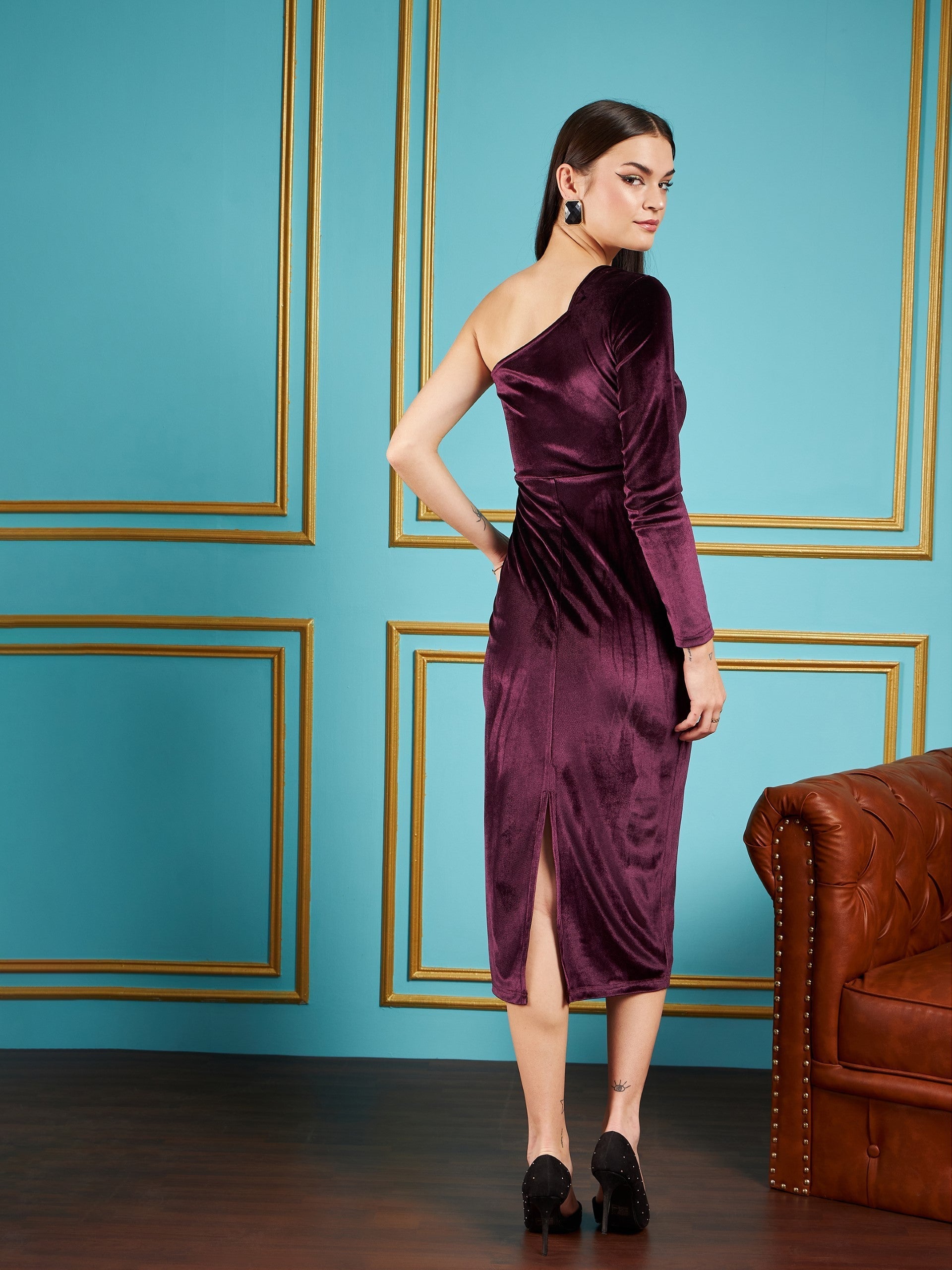 Women Burgundy Velvet Waist Cut-Out One Shoulder Midi Dress