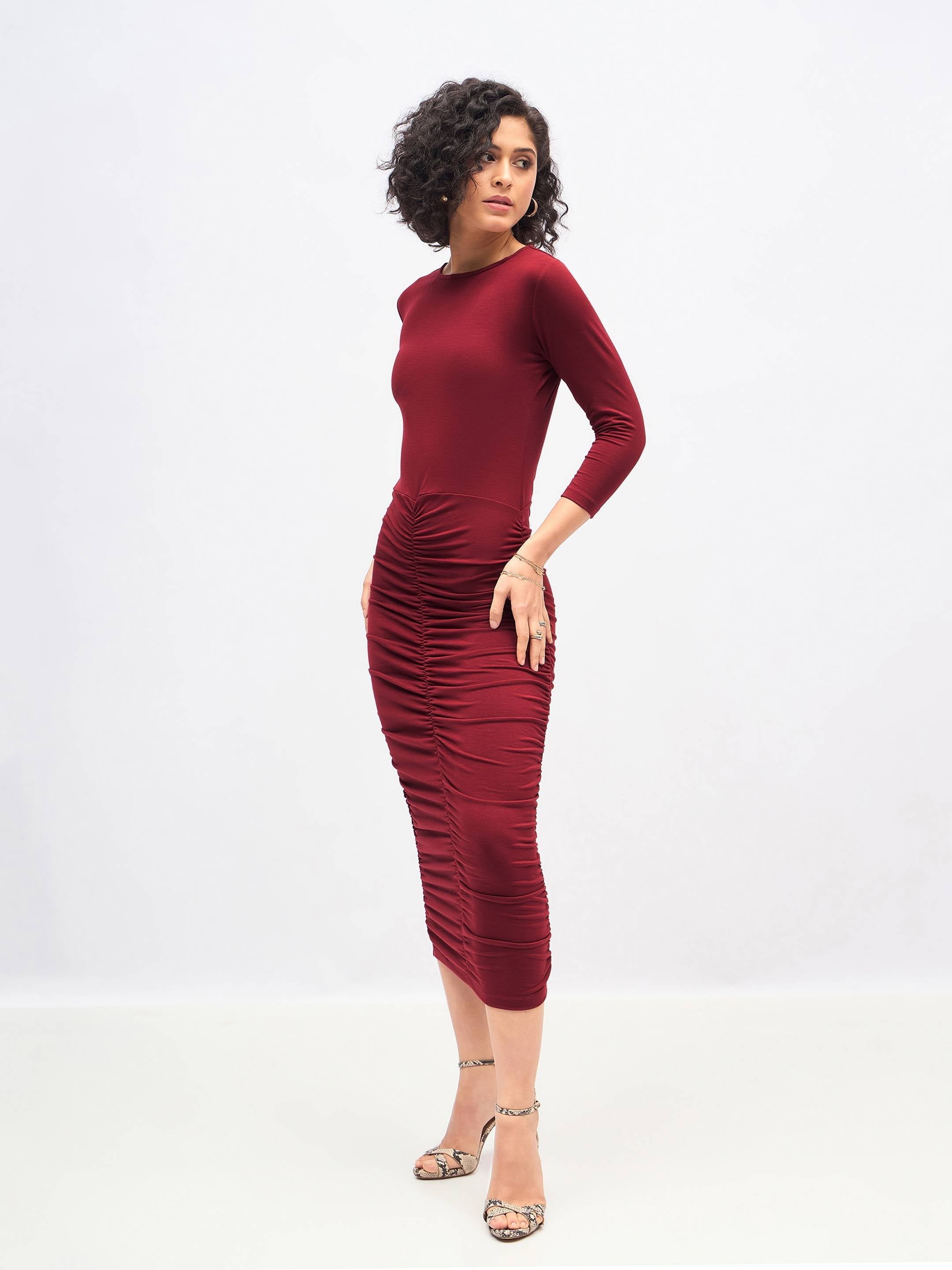 Women Maroon Ruched Bodycon Midi Dress