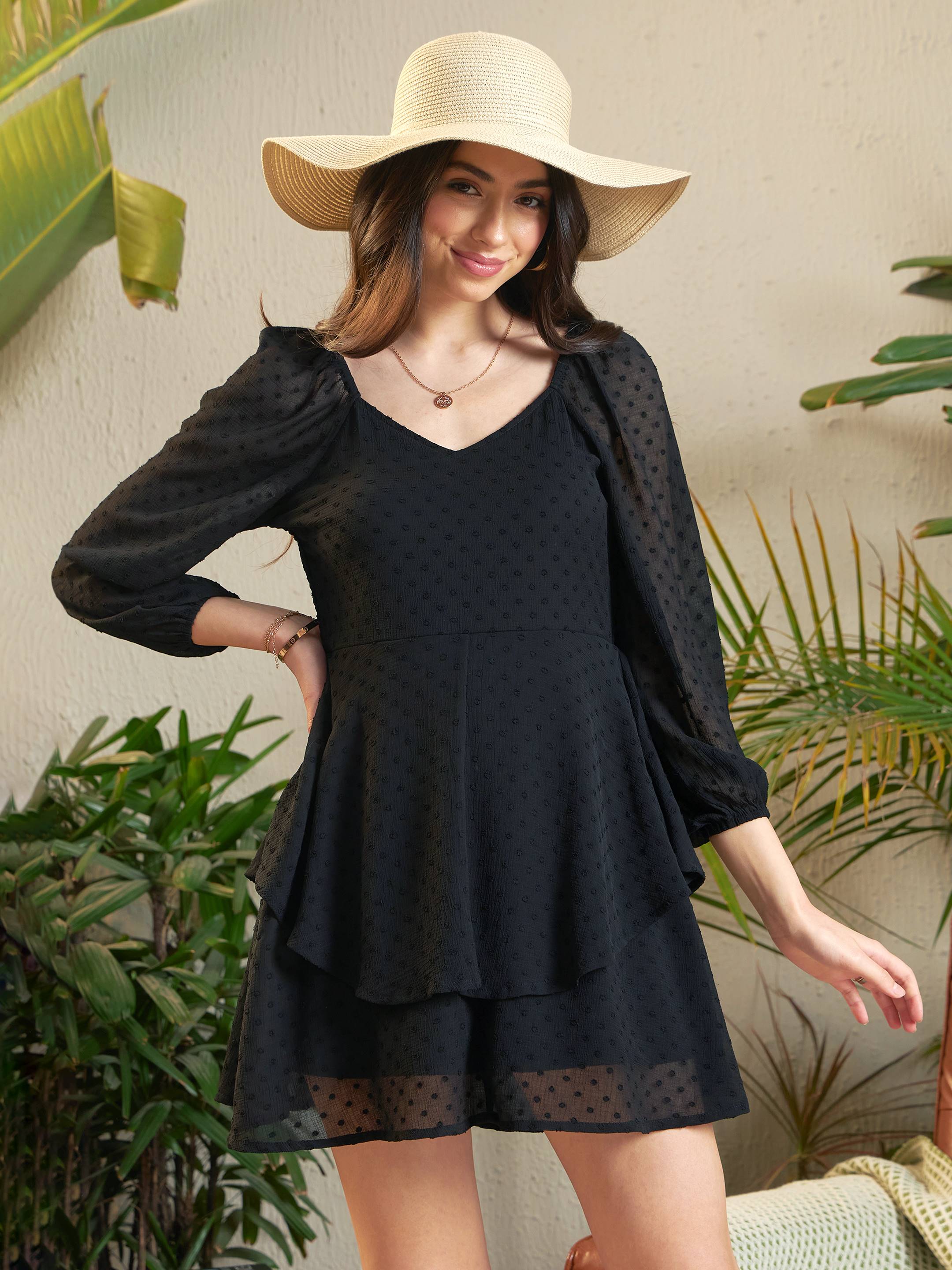 Women Black Dobby Sweetheart Neck Layered Hem Dress