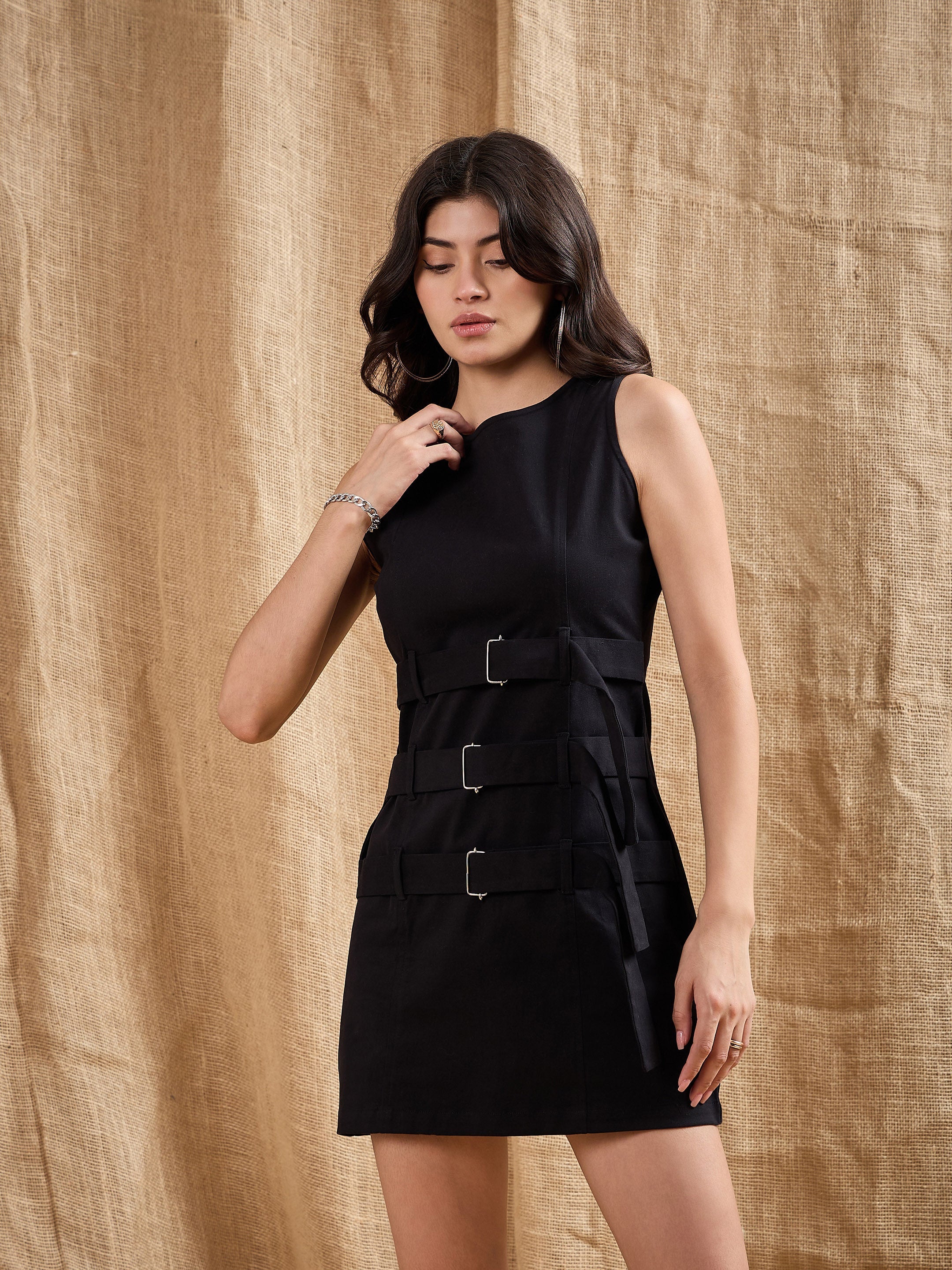 Women Black Belt Detail Sleeveless Short Dress