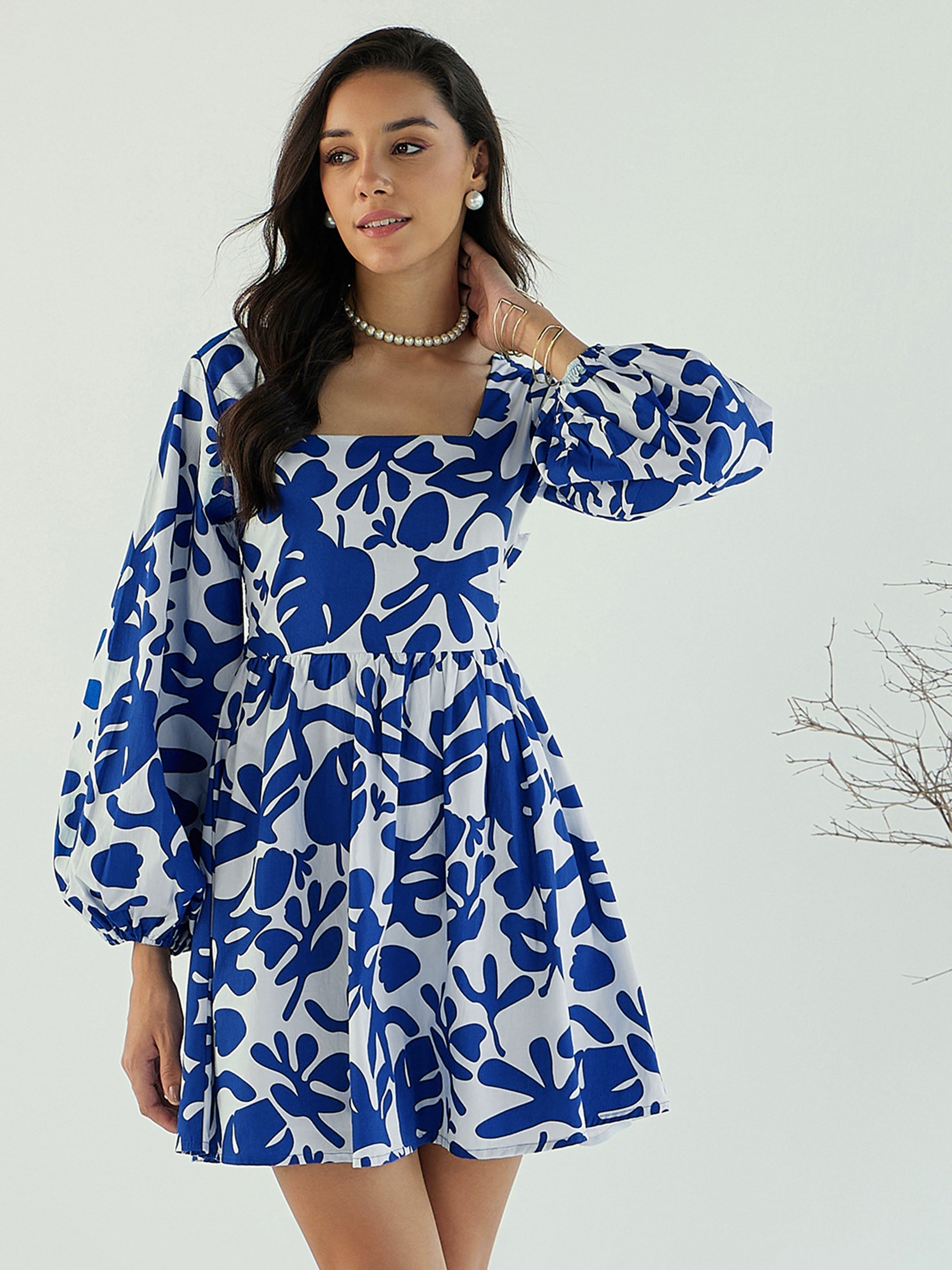 Women Blue & White Floral Back Tie Knot Dress