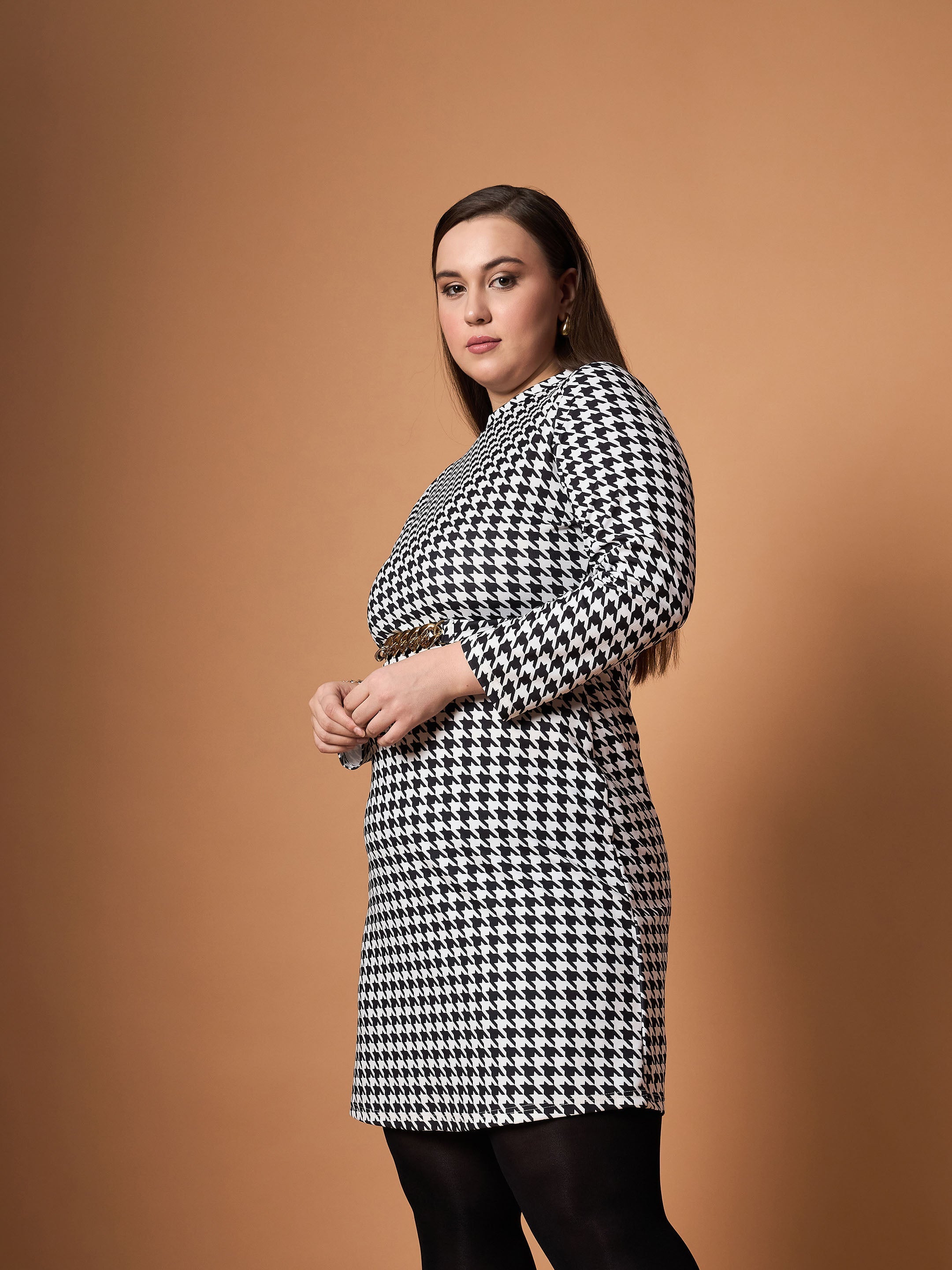 Women Black & White Houndstooth Belted Dress