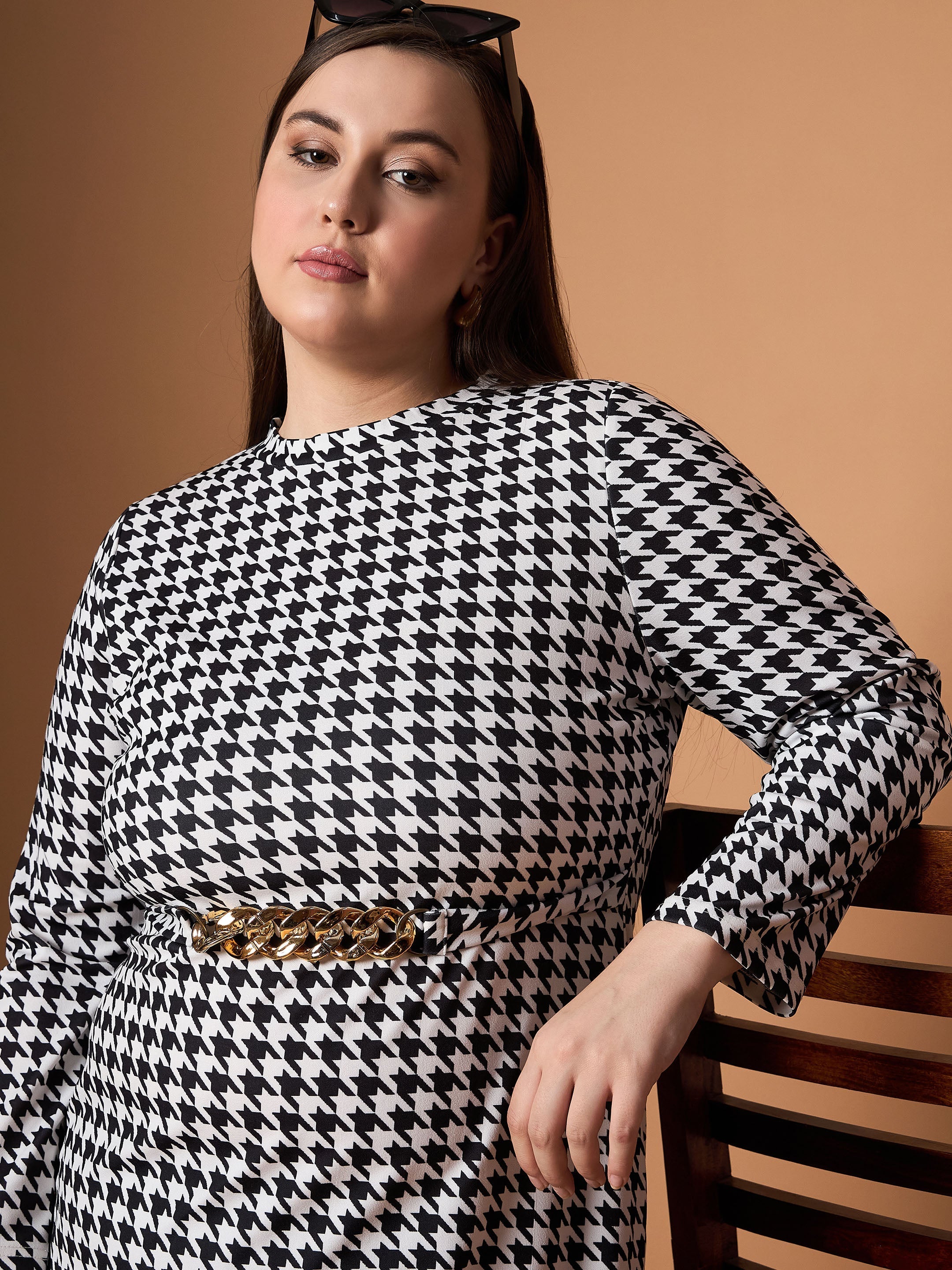 Women Black & White Houndstooth Belted Dress