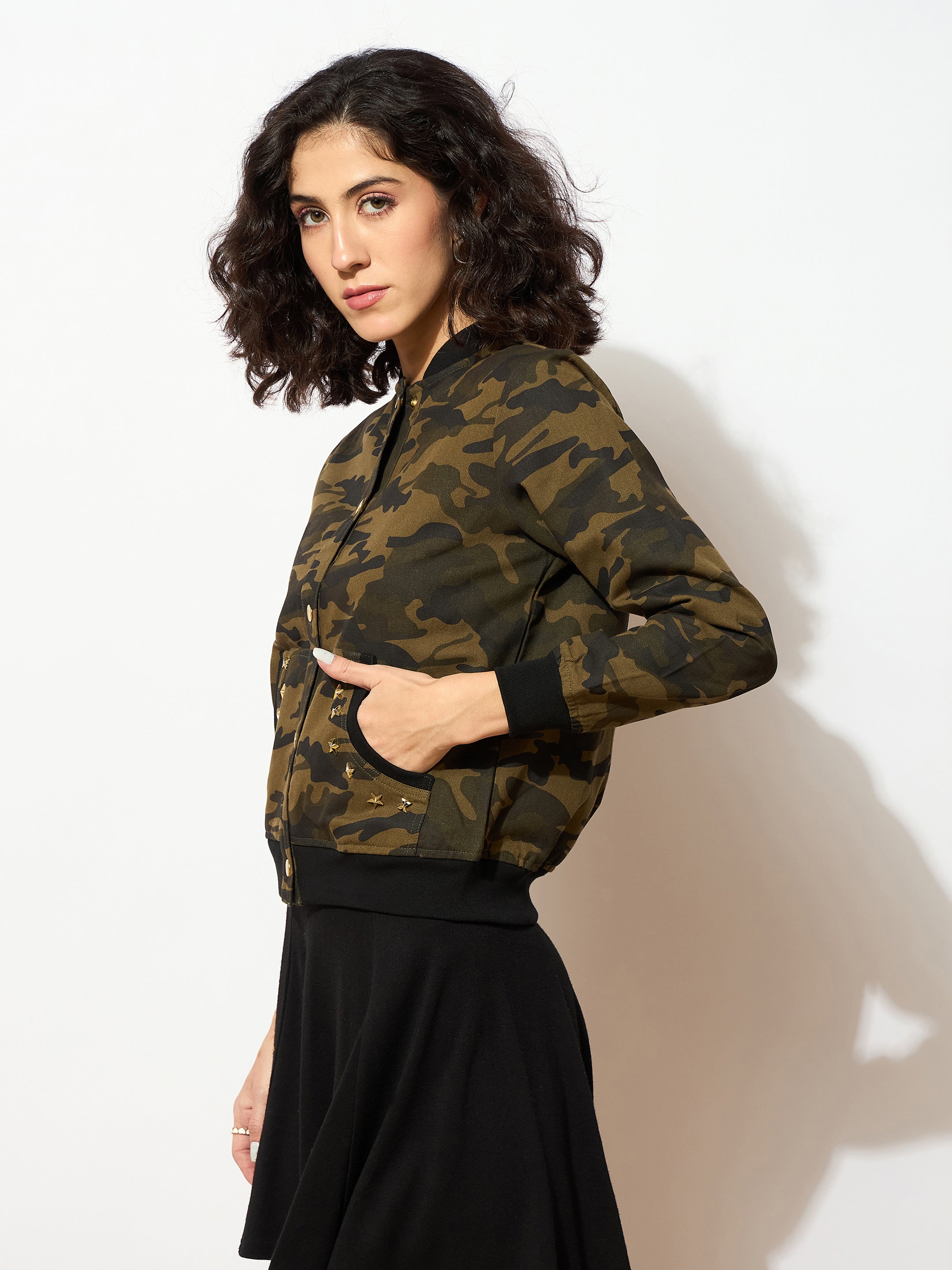 Women Camouflage Buttoned Bomber Jacket