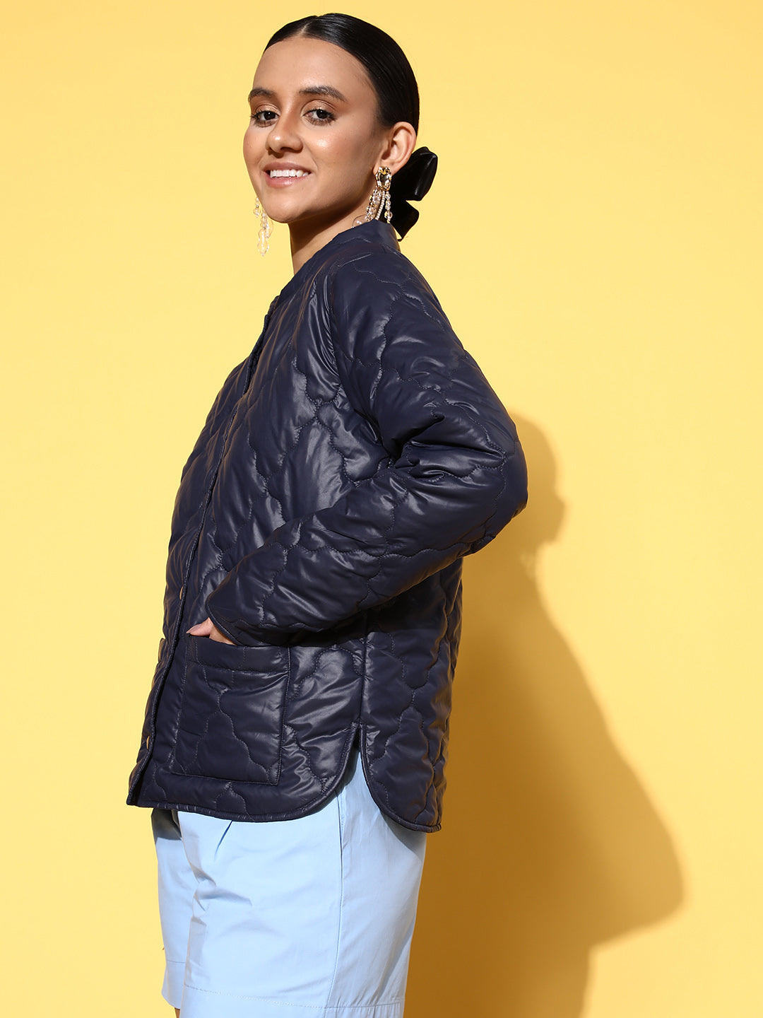 Women Navy Front Pockets Puffer Jacket