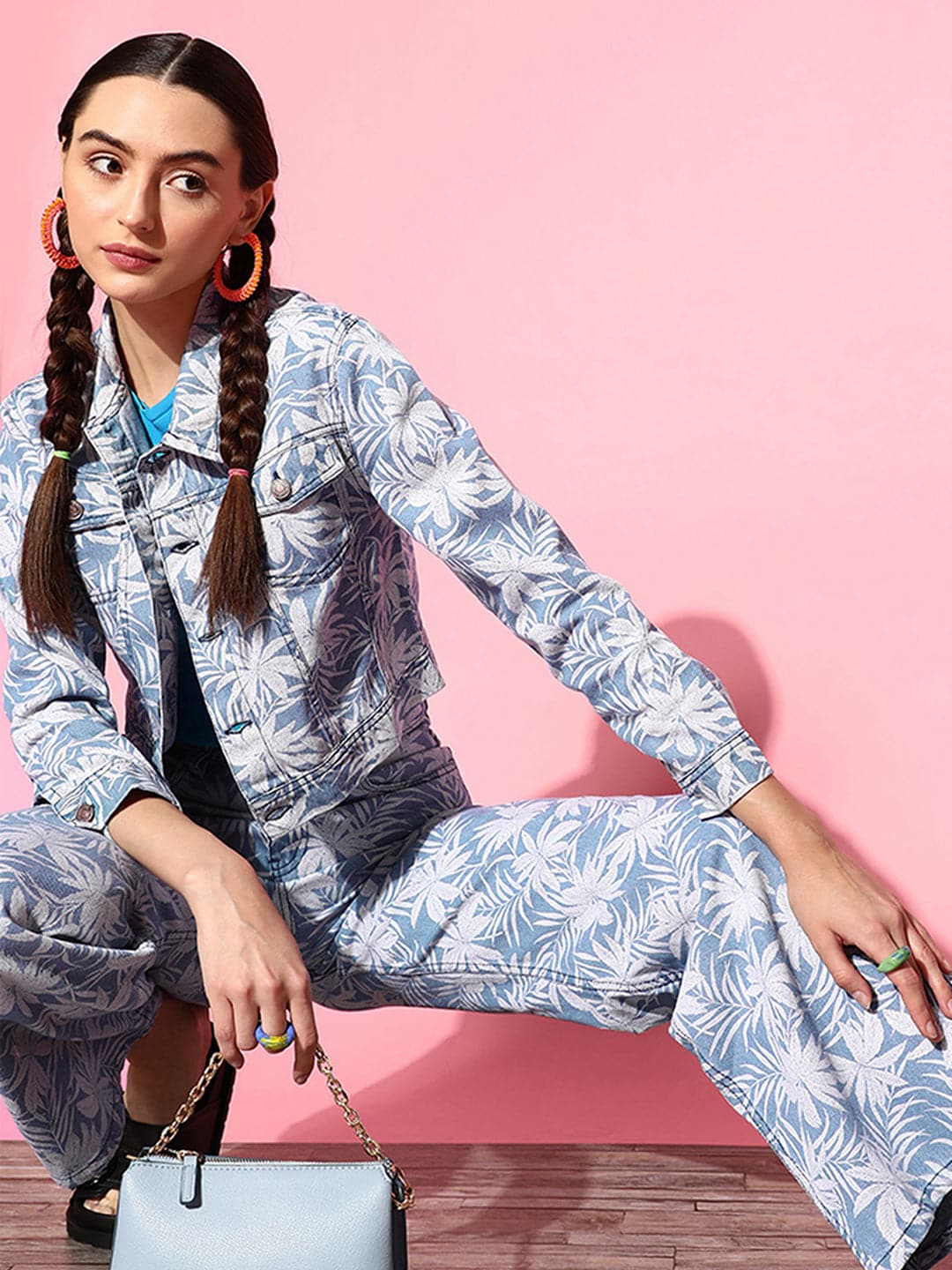 Women Blue Tropical Print Denim Jacket
