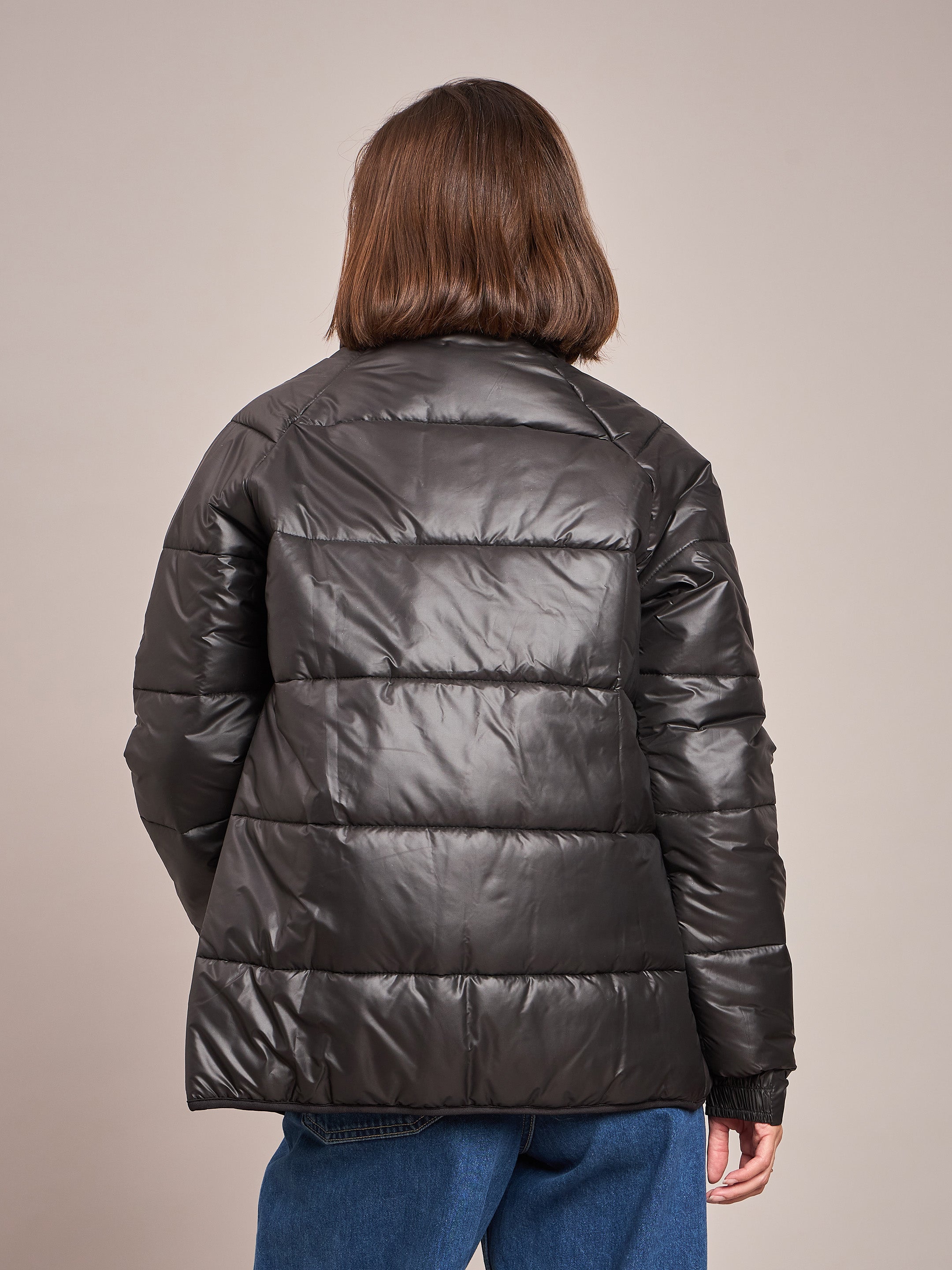 Women Black High Neck Diamond Quilt Puffer Jacket