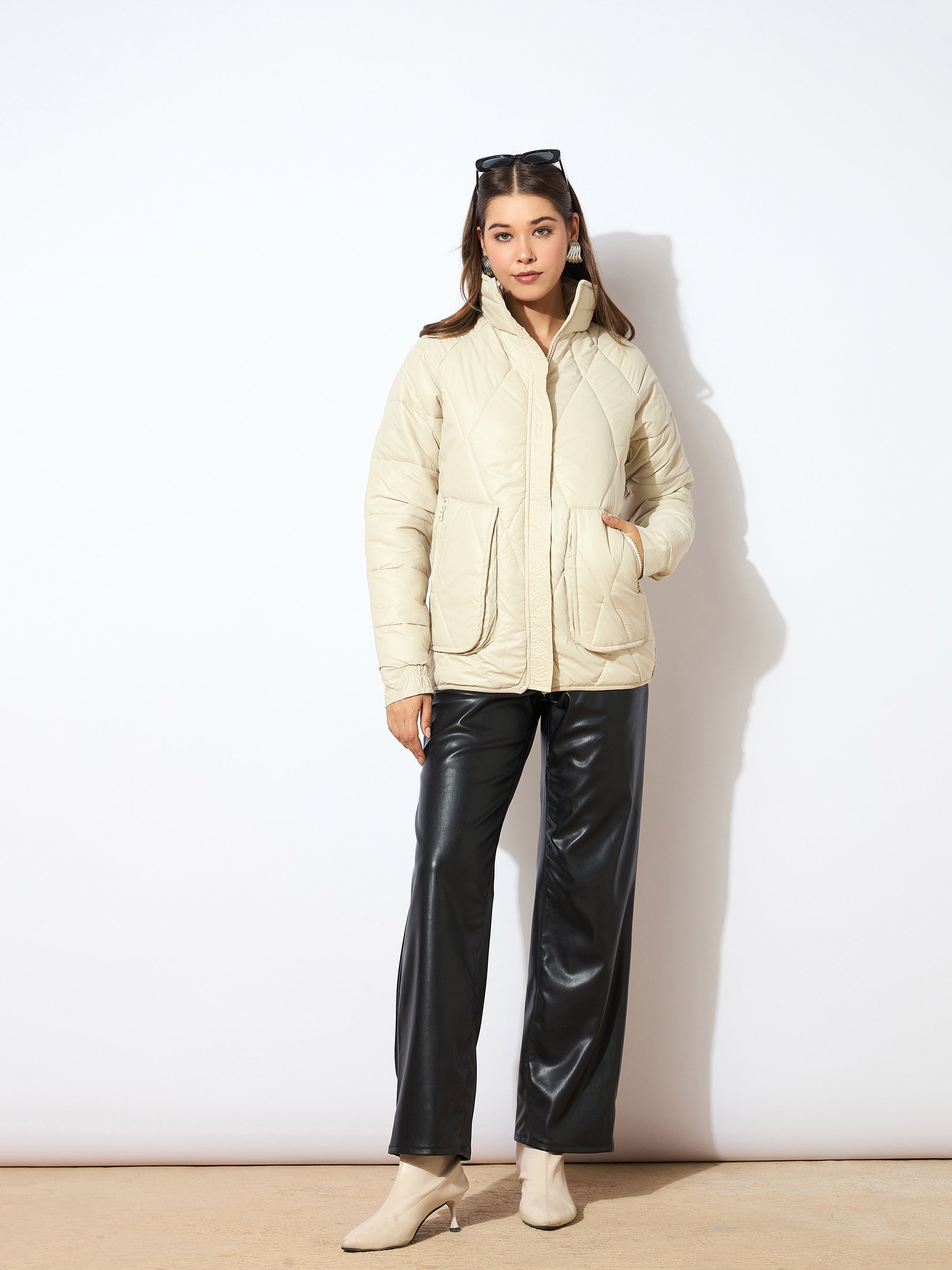 Women Beige High Neck Diamond Quilt Puffer Jacket