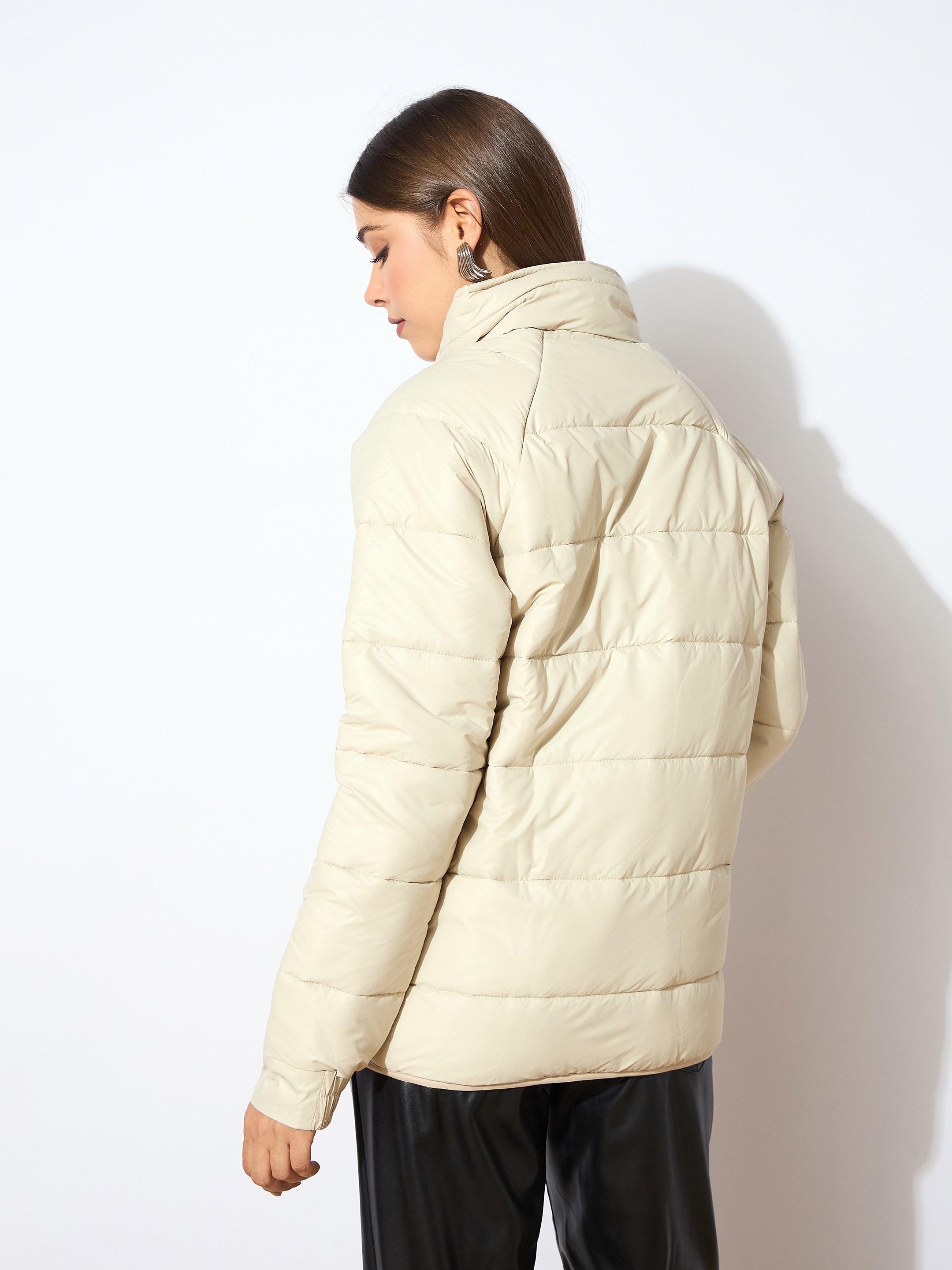 Women Beige High Neck Diamond Quilt Puffer Jacket