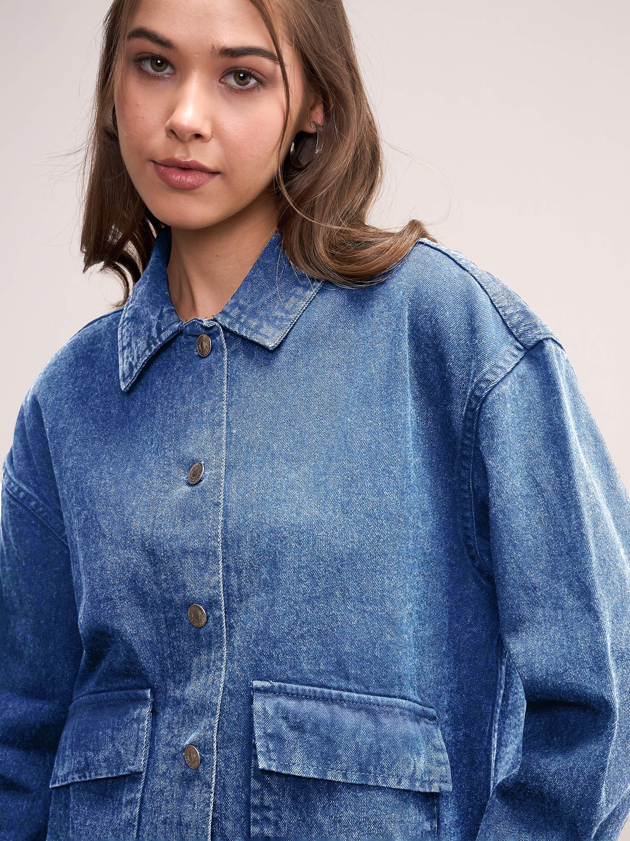 Women Blue Washed Denim Front Pocket Jacket