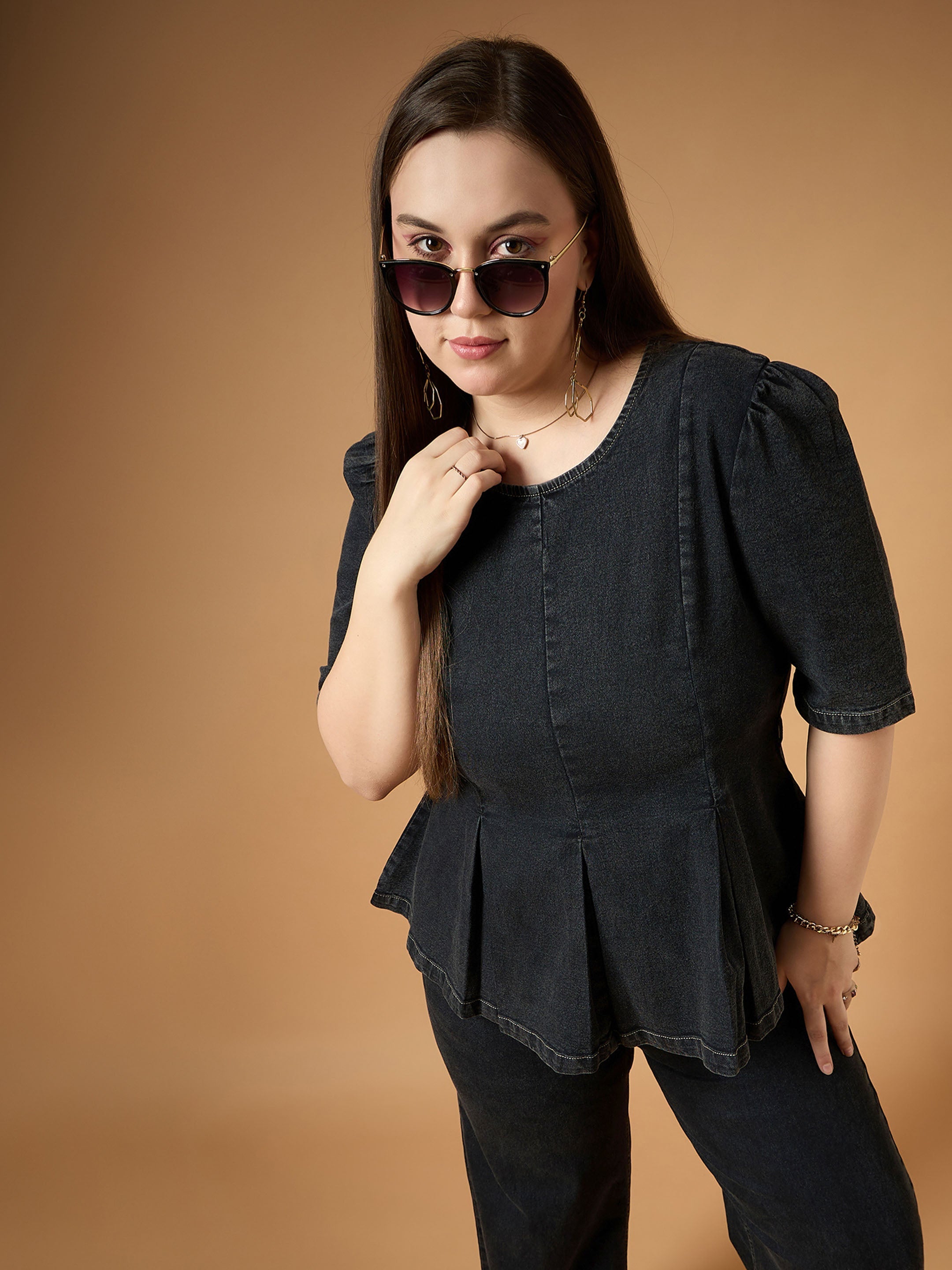 Women Black Wash Denim Peplum Top With Straight Pants