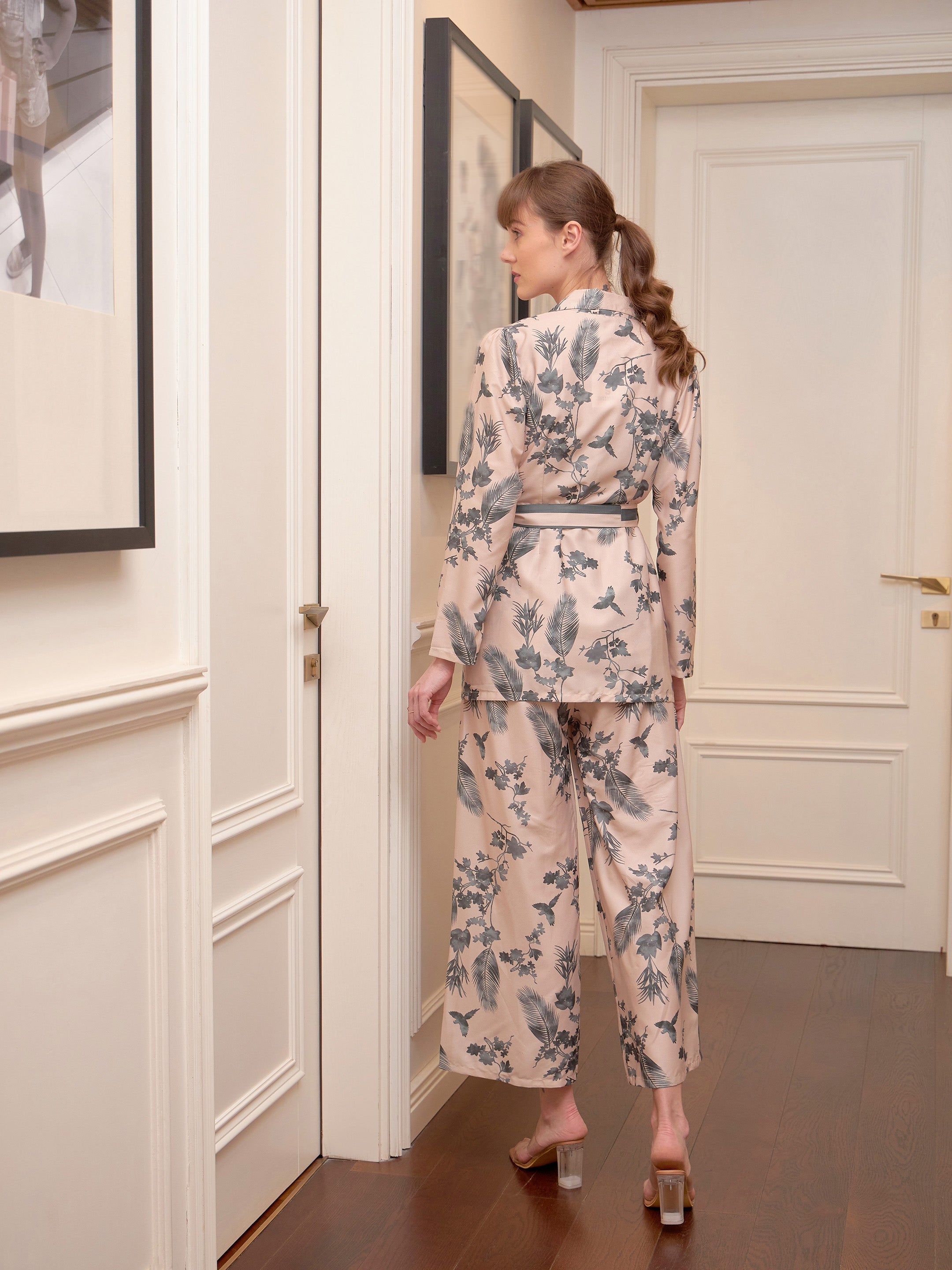 Women Beige Floral Notch Collar Shirt With Lounge Pants