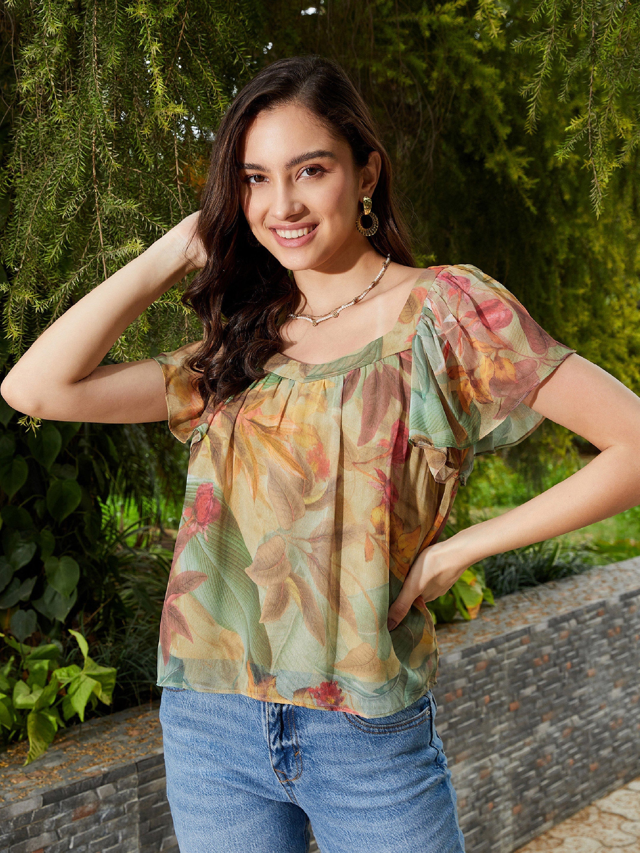 Women Green Jungle Print Sweetheart Neck Top