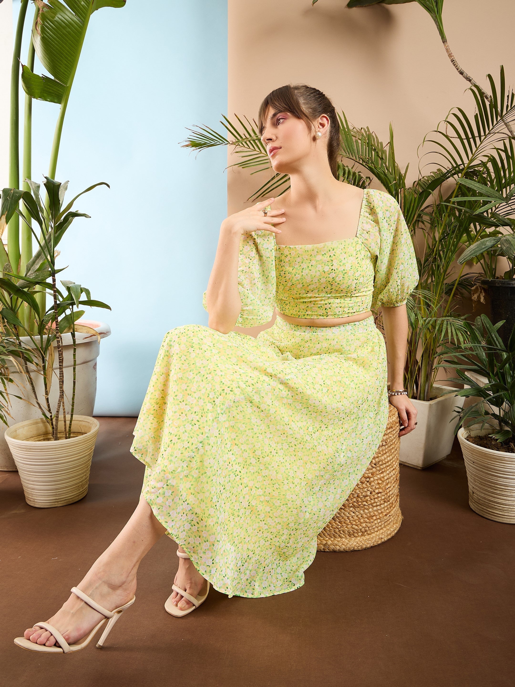 Women Lime Yellow Ditsy Floral Puff Sleeves Crop Top