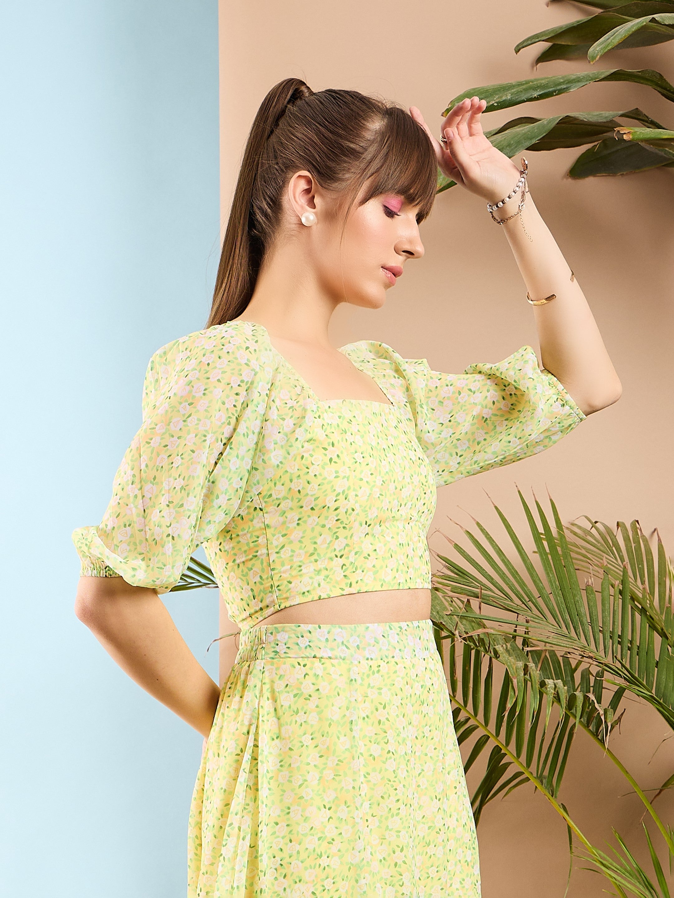 Women Lime Yellow Ditsy Floral Puff Sleeves Crop Top