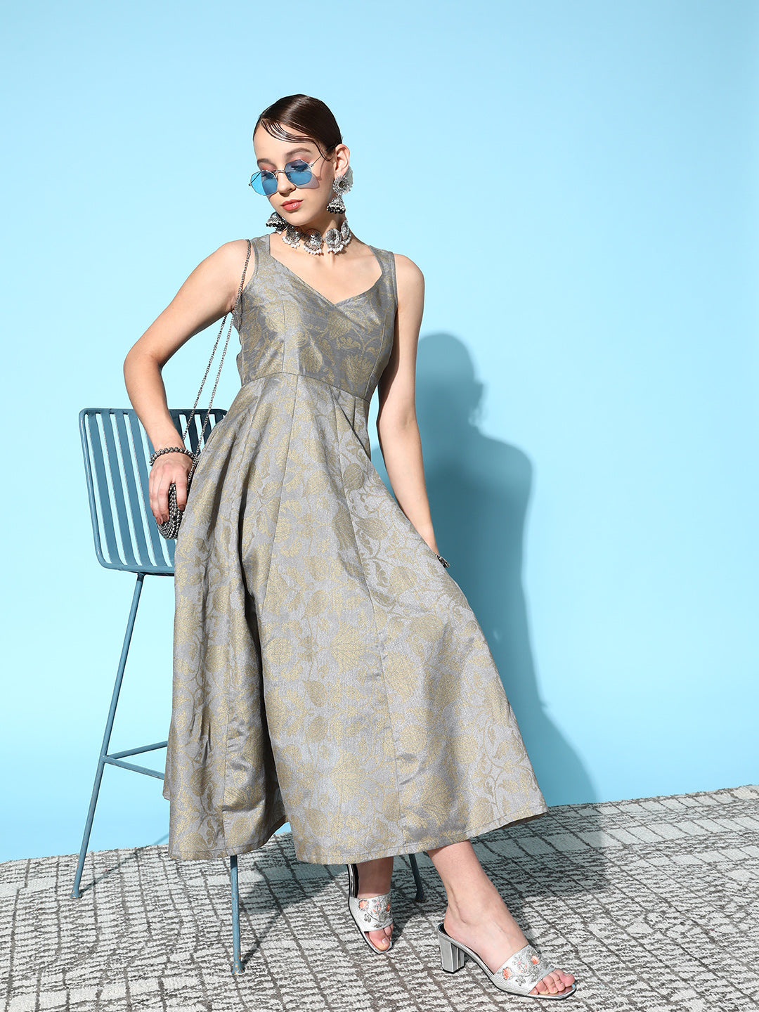 Women Grey Brocade Floral Sweetheart Anarkali Dress