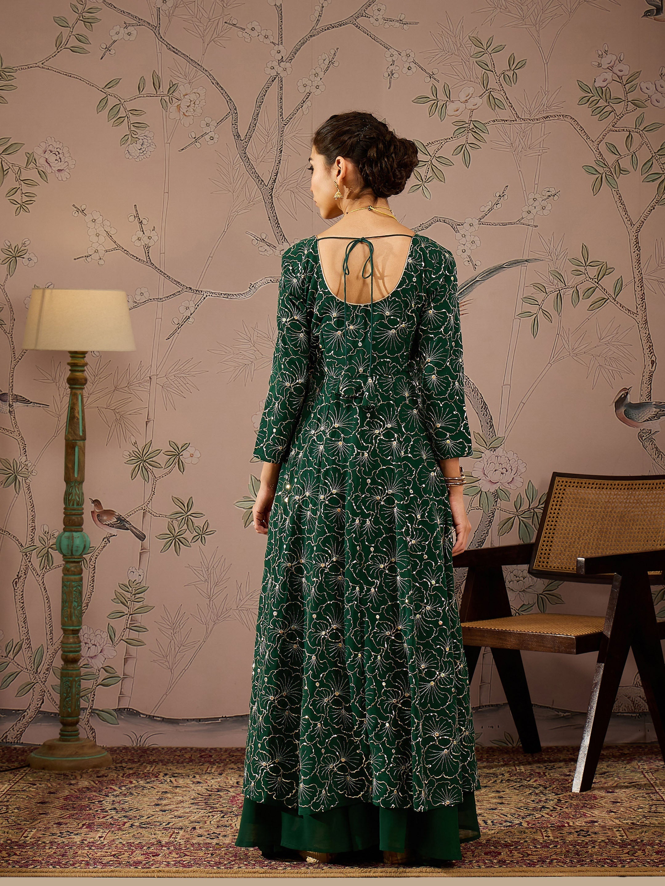 Women Emerald Green Sequins Sweetheart Neck Kurta