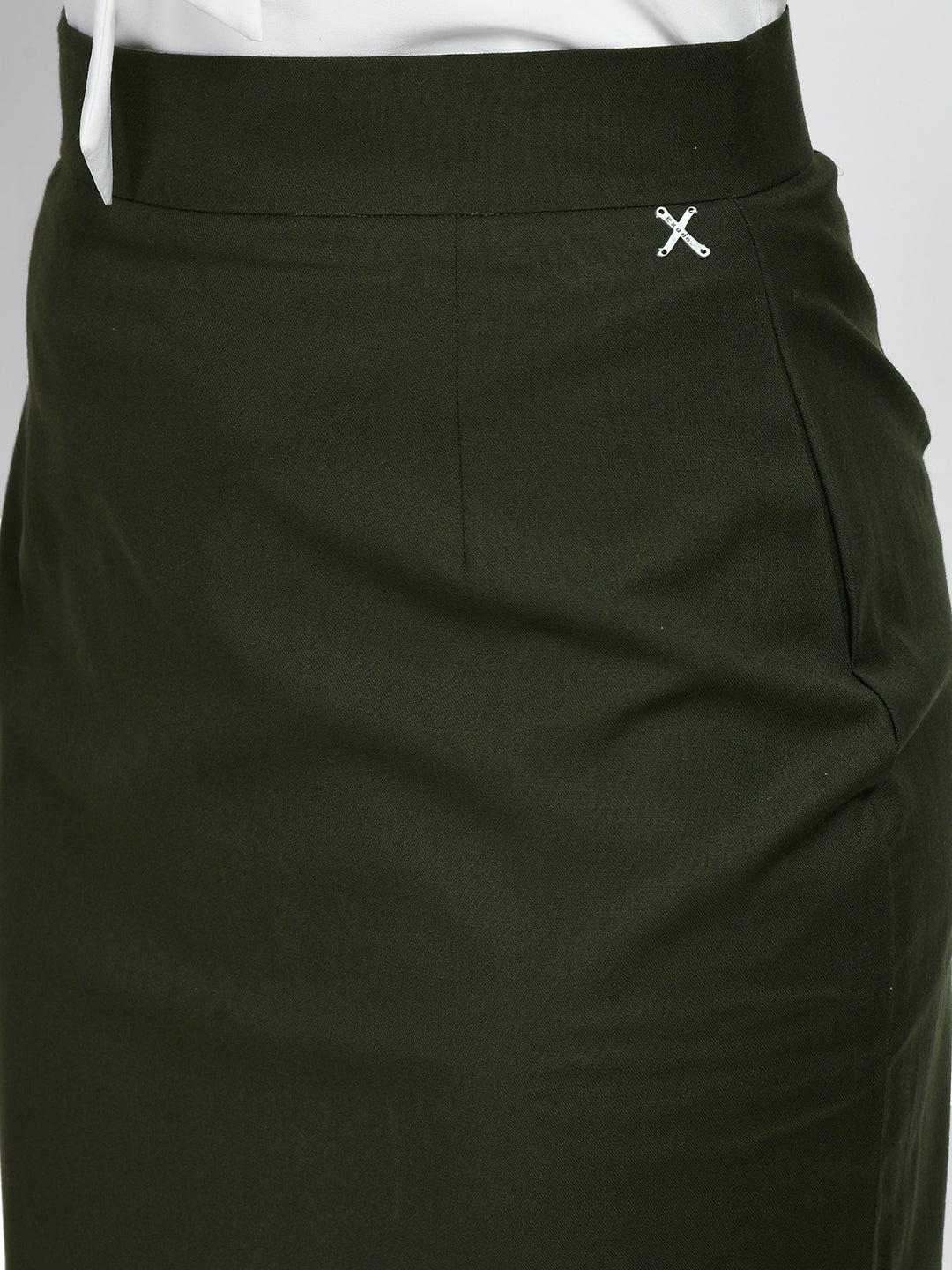 Exude Integrity Solid Pencil Skirt