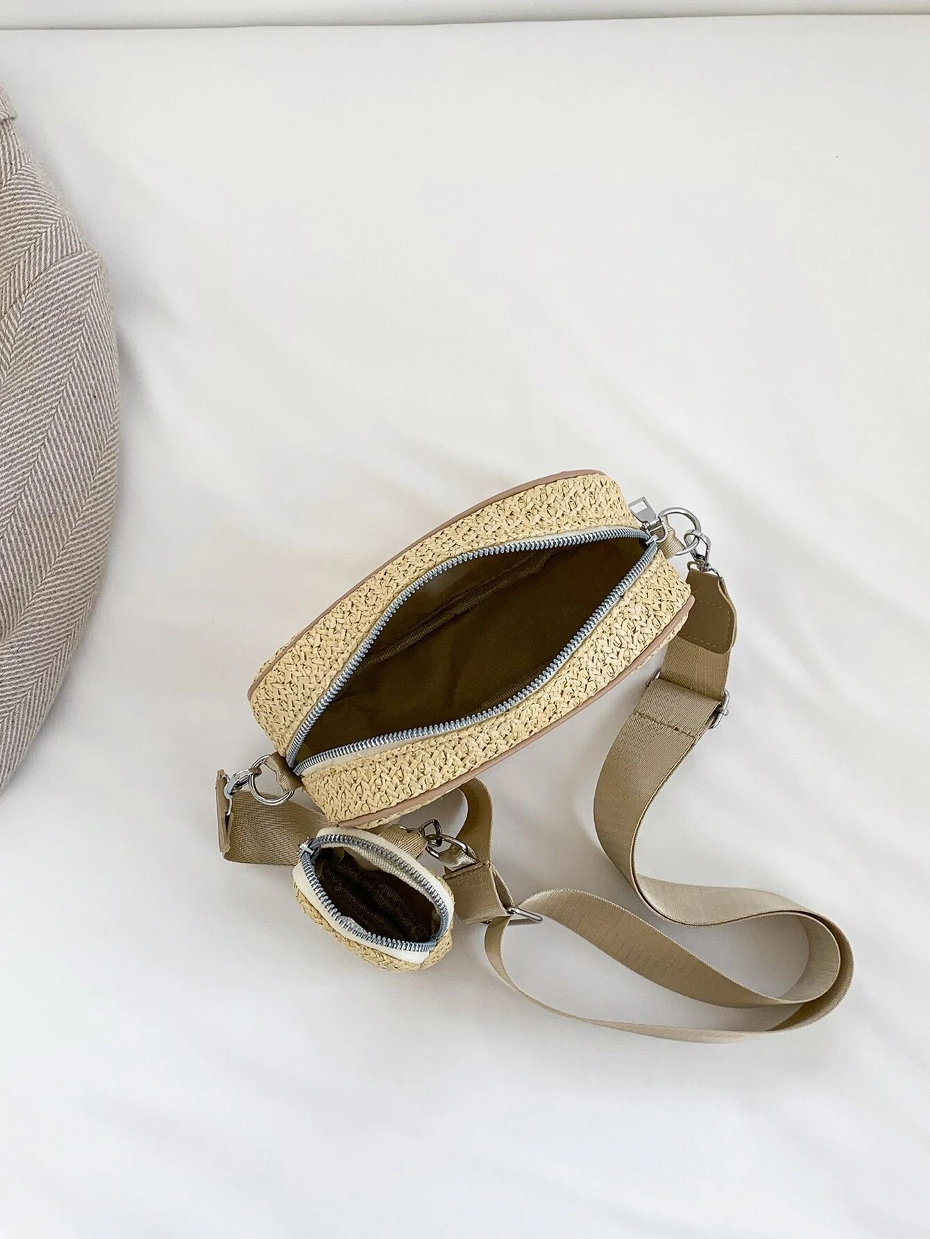 Gold Sling Crossbody Bag In Jute Material