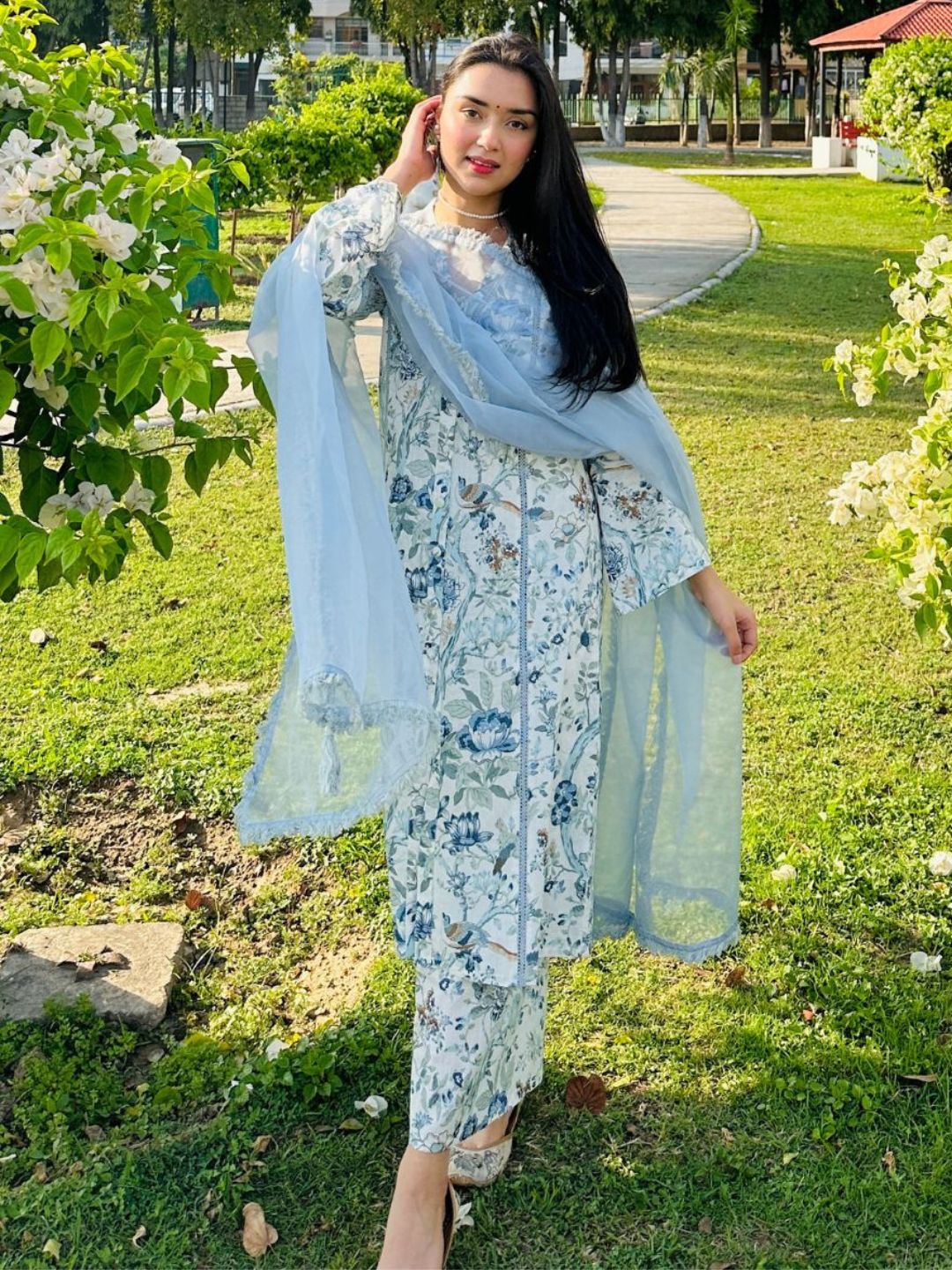 Blossom schiffli Kurta Set With Dupatta Blue