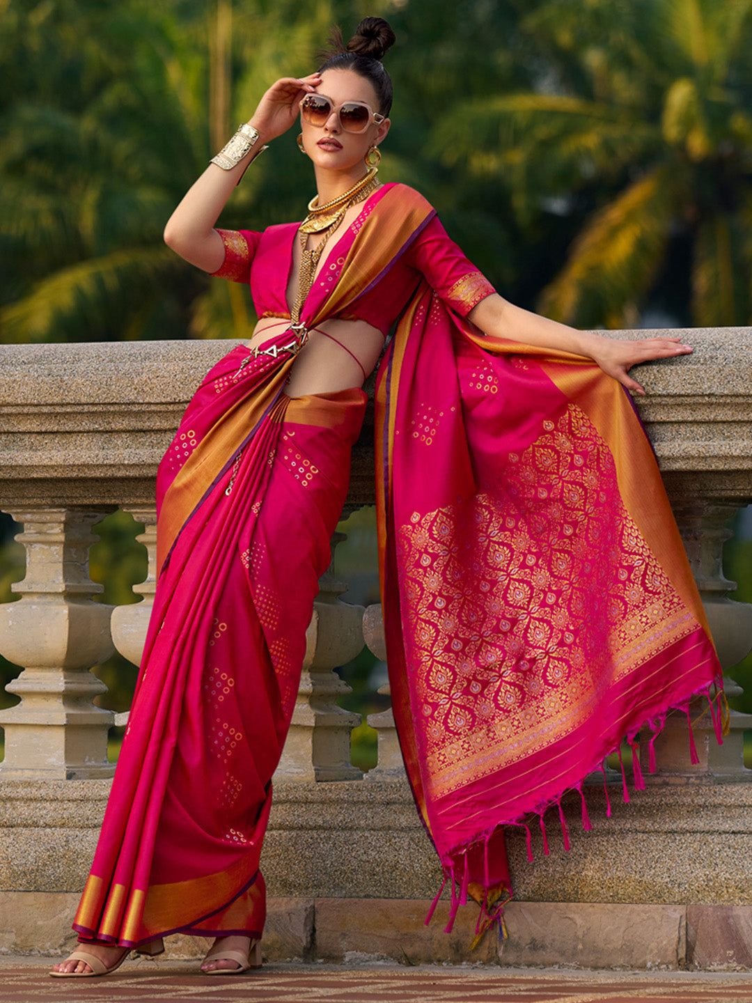 Silk Blend Pink Woven Design Designer Saree With Blouse