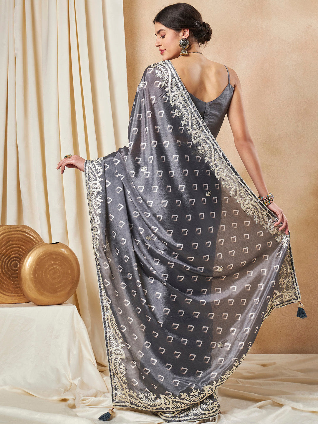 Chiffon Grey Embellished Designer Saree With Blouse