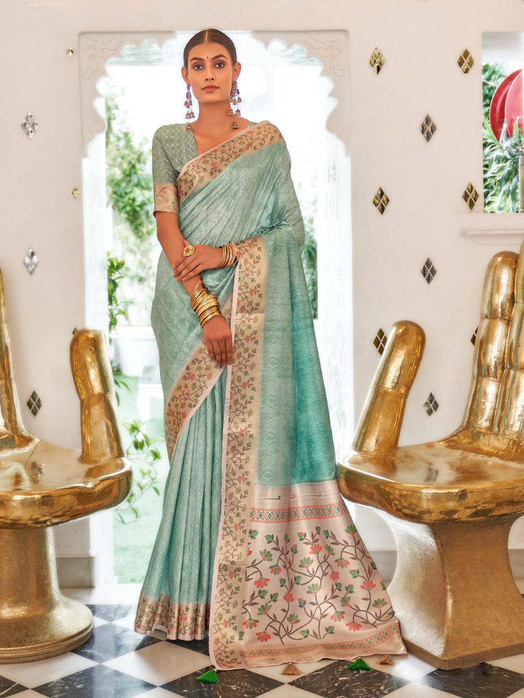 Silk Blend Grey Printed Celebrity Saree With Blouse