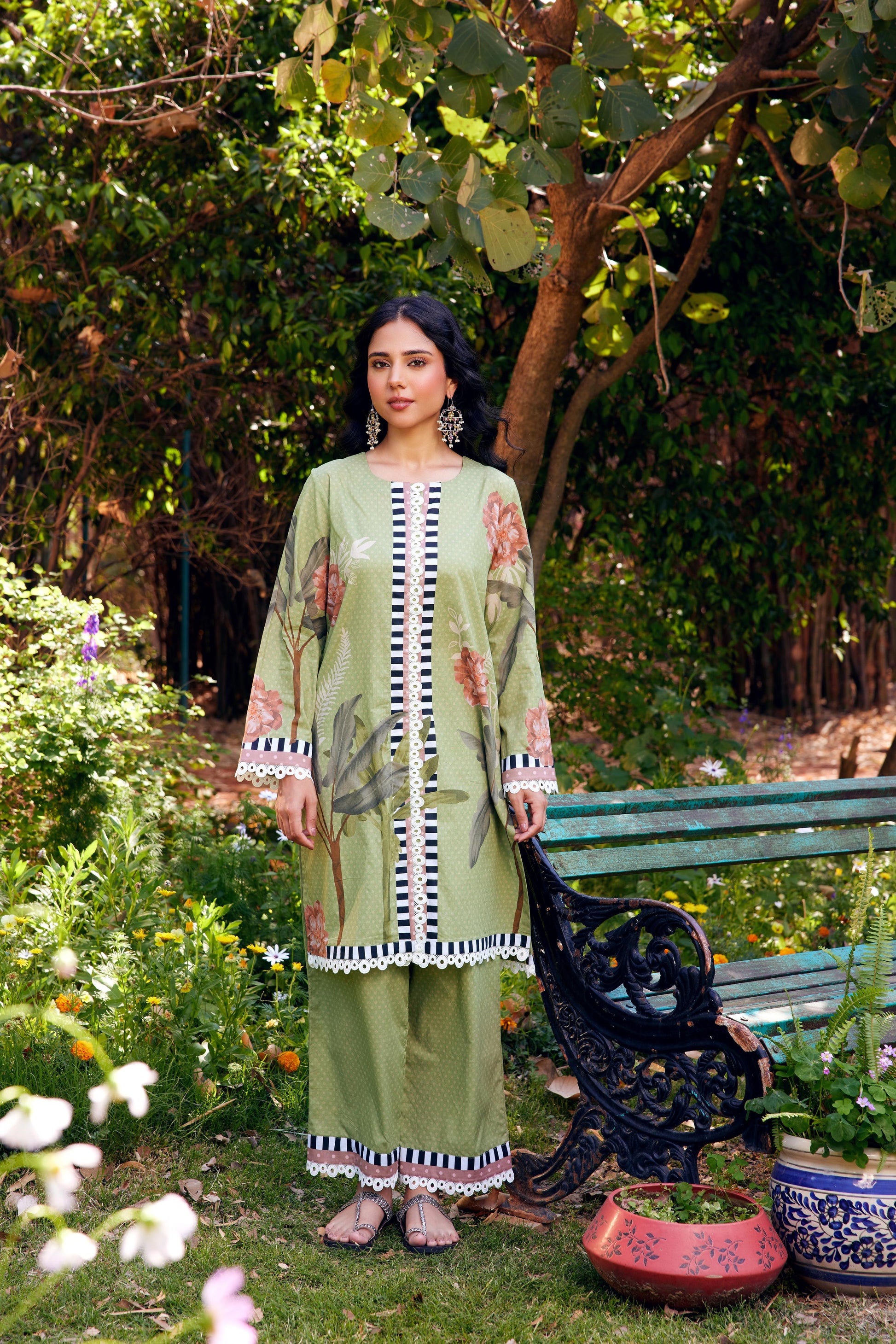 Gulzaar Sage Green Short Floral Kurta Set of 3