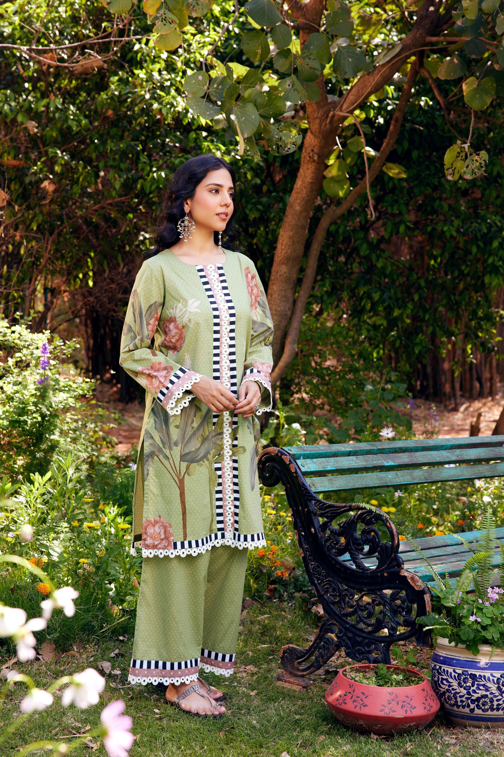 Gulzaar Sage Green Short Floral Kurta Set of 3