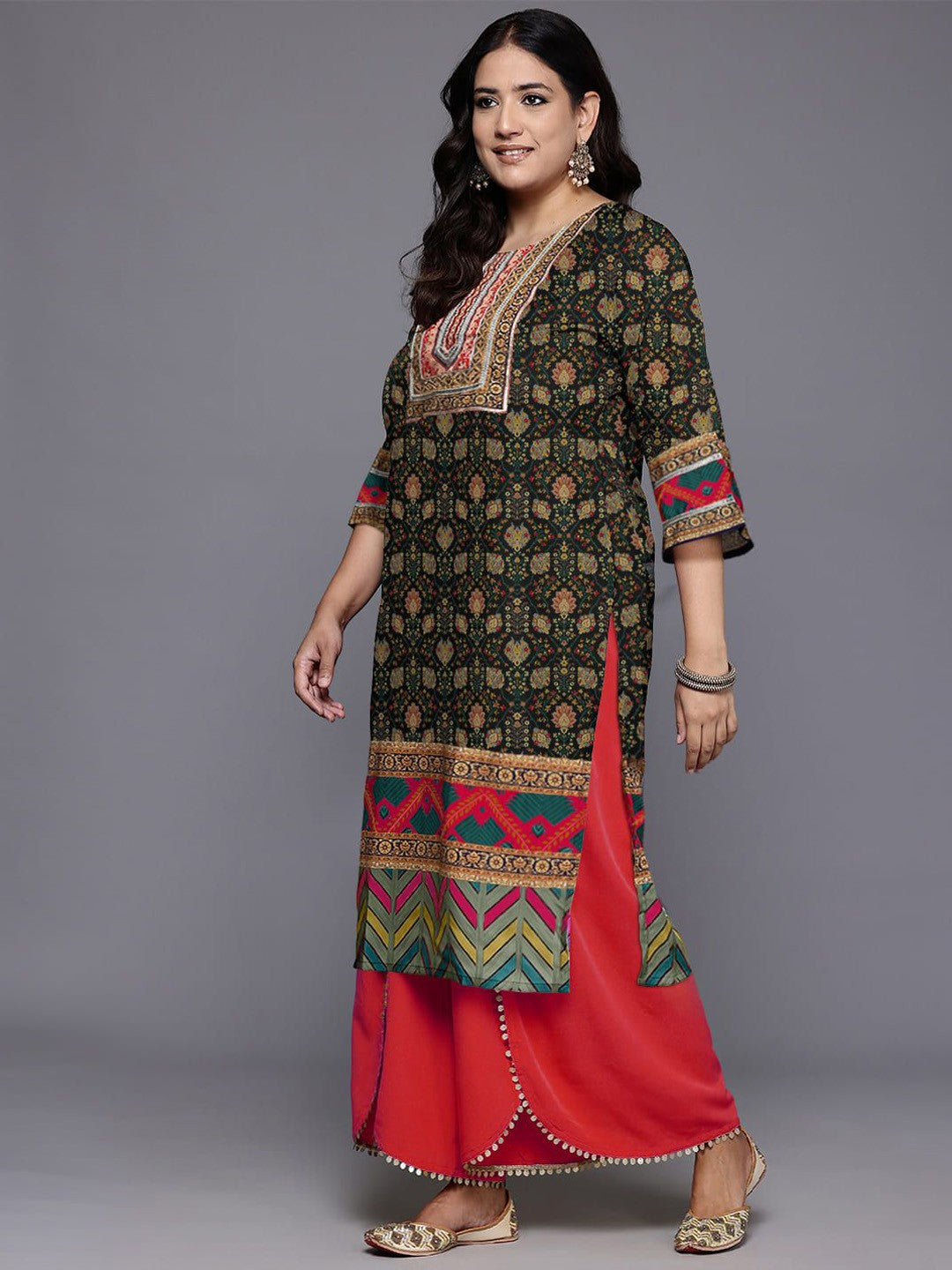 Floral Printed Round Neck Straight Kurta With Palazzos & Dupatta