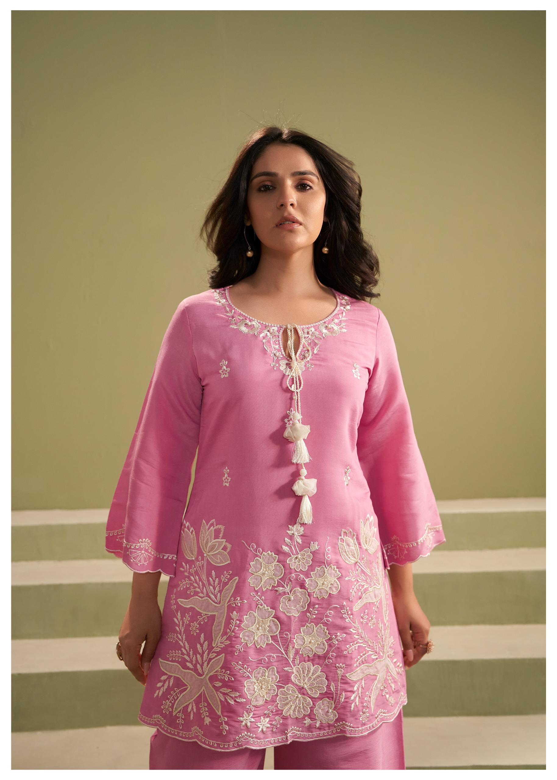 Ira Punch Embroidery Suit set-AL