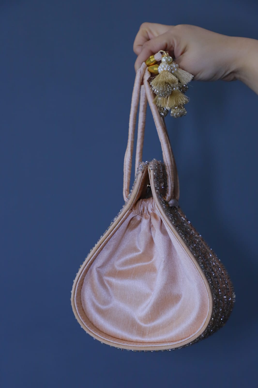 Sequence Work Heavy Embroidery Silk Pull String Peach Women Handbag
