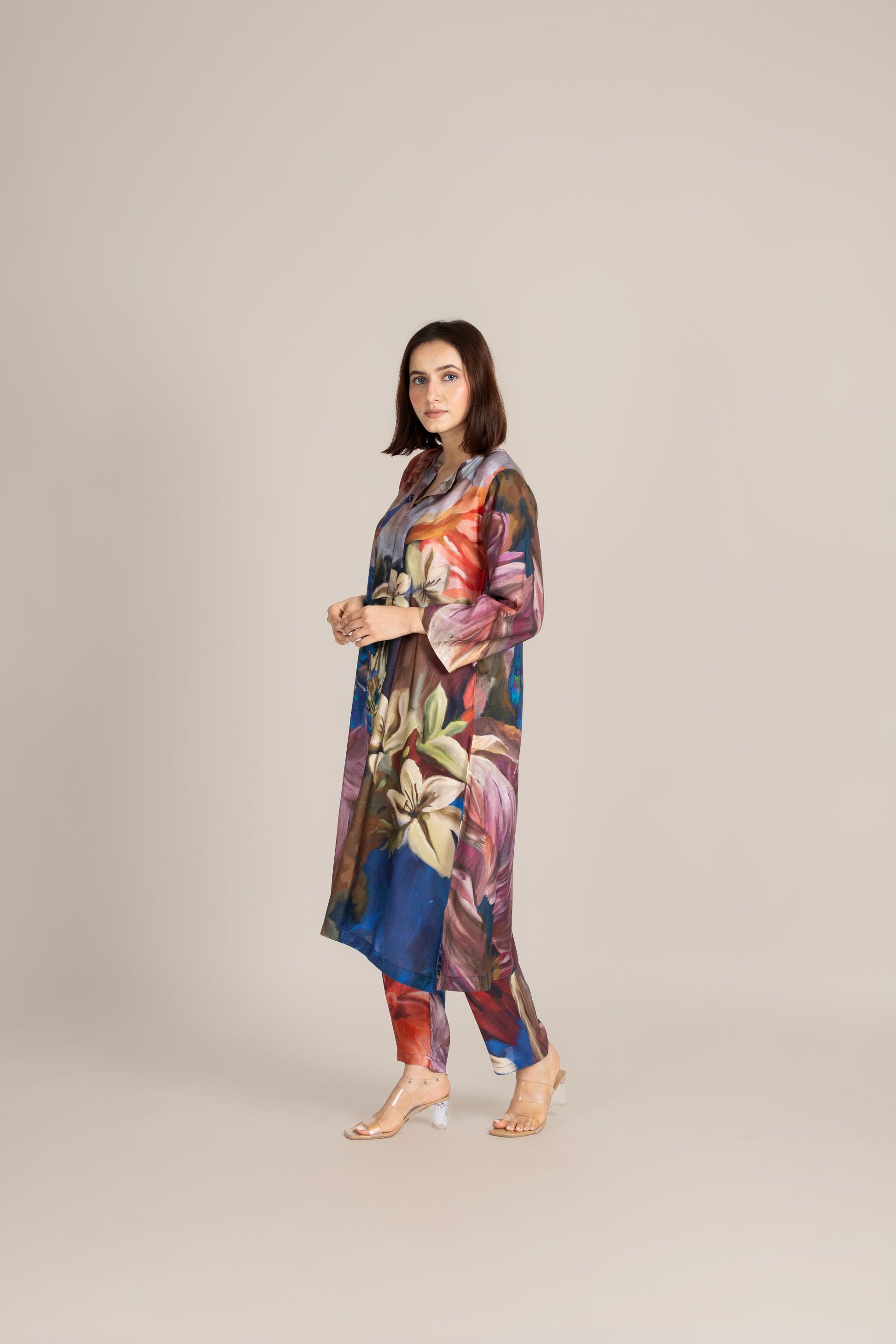 Feathered grace set