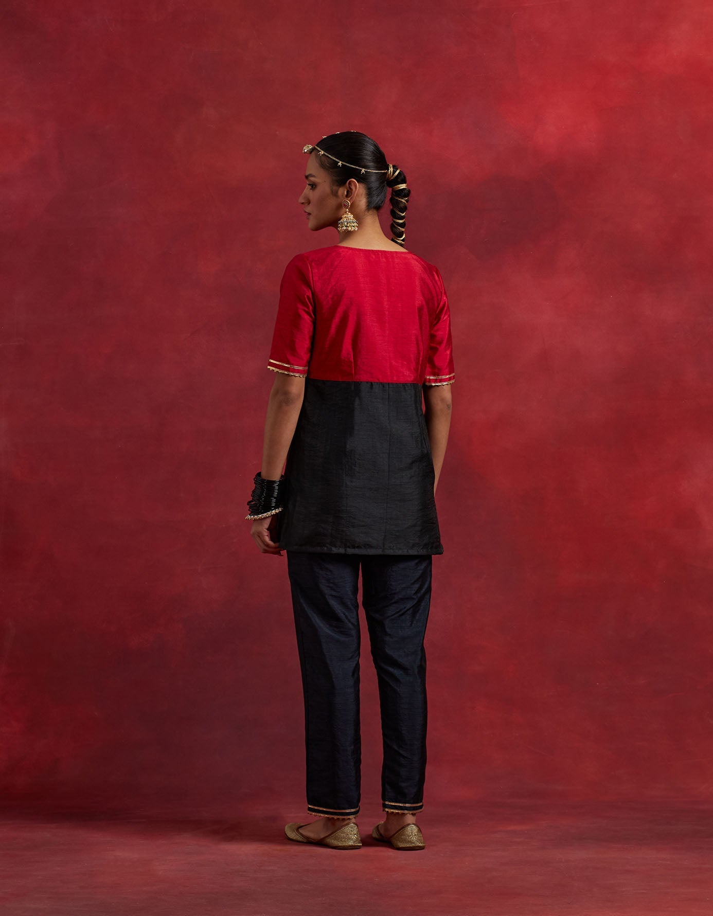 Red Black Raw Silk Sadhna Kurta Set (Set Of 3)