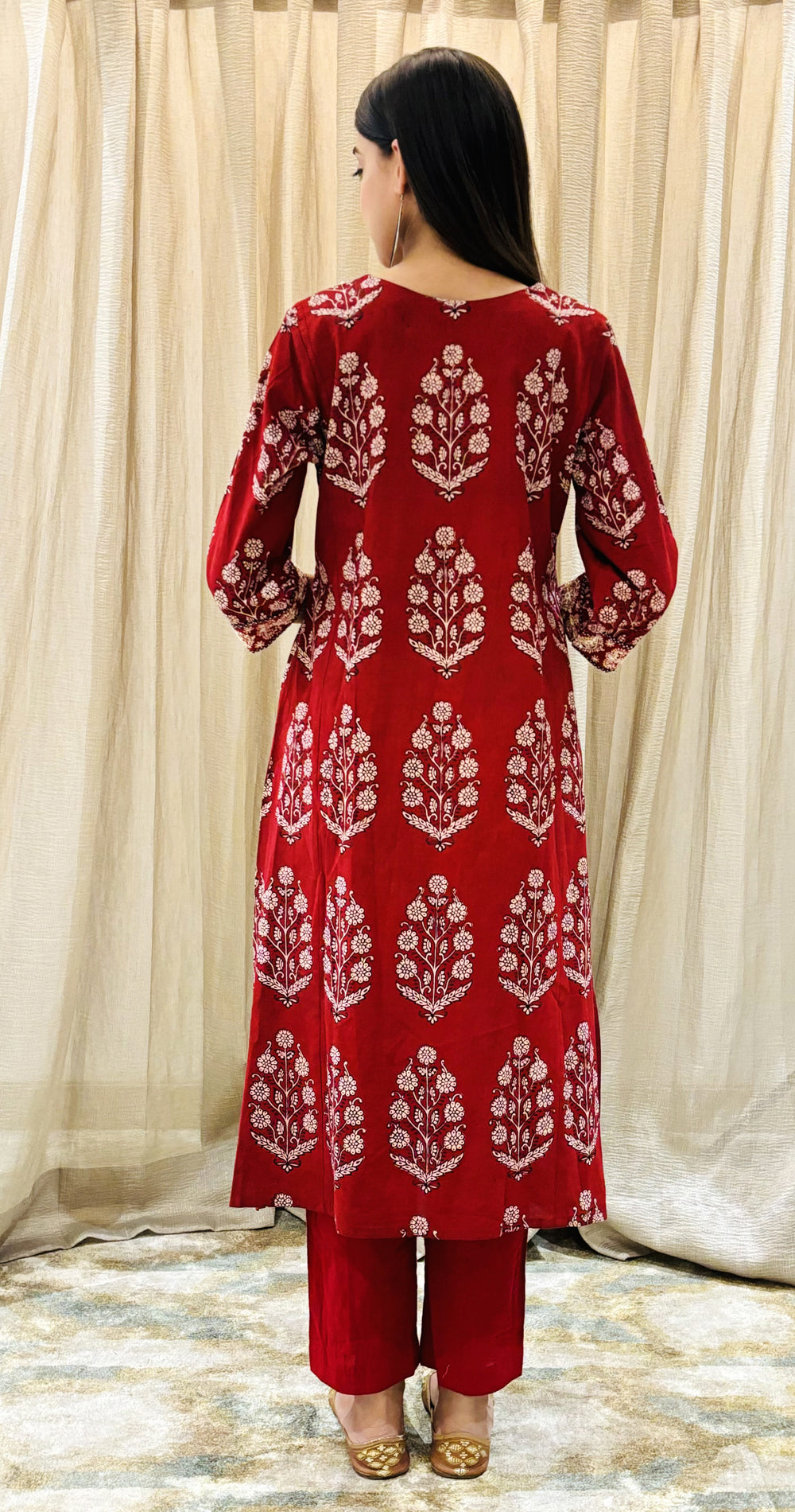 Red Bagh V neck Embroidered Kurta