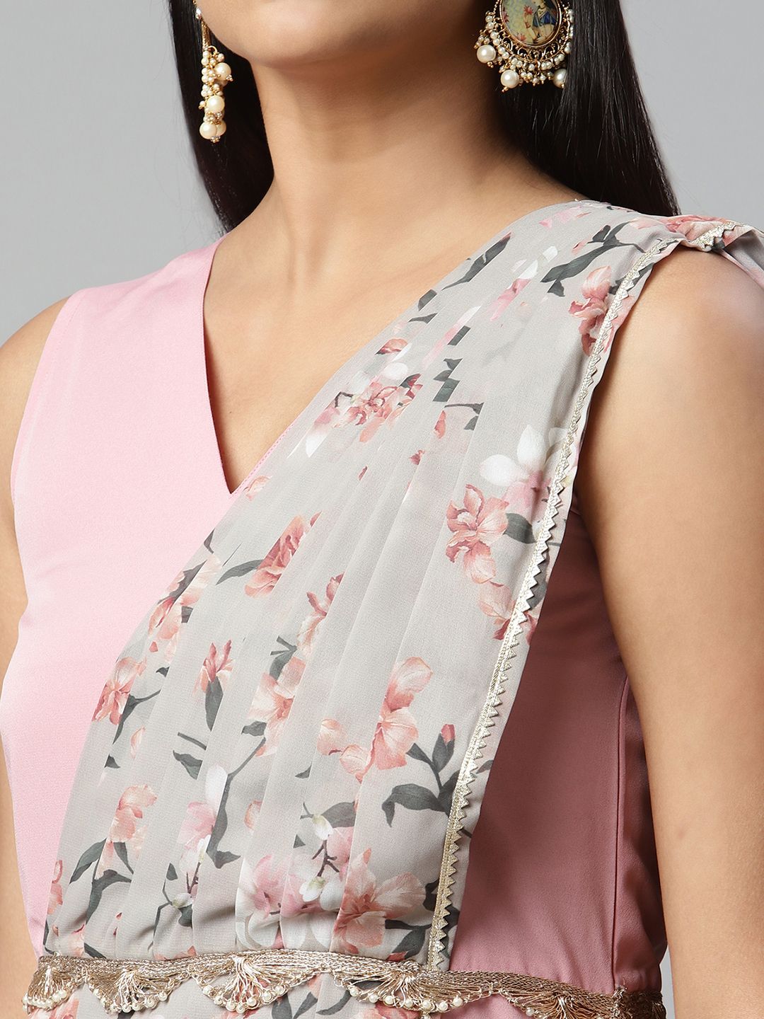 Baby Pink Georgette Saree Dress With Printed Pallu